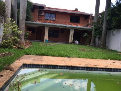 Hermosa Casa En Ubicación Privilegiada