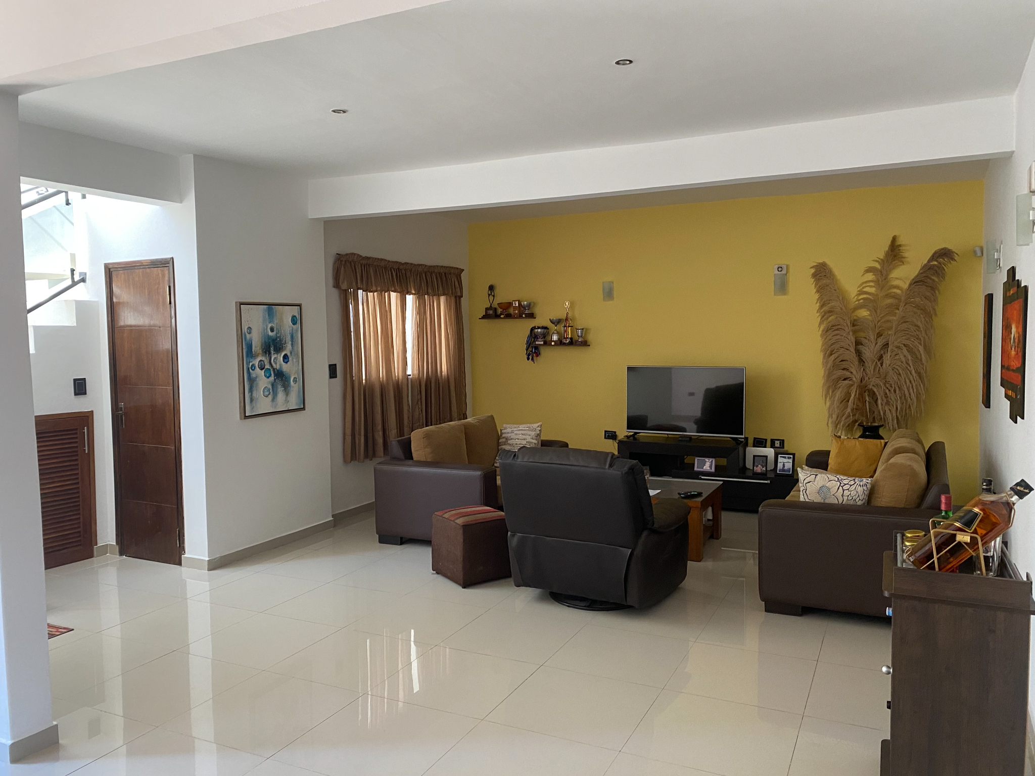Vendo Moderna Residencia Zona Canal 13 — foto 3