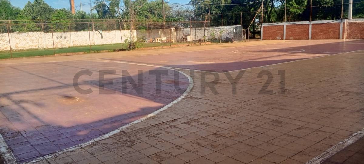 Vendo complejo deportivo con 3 canchas y cantina en Encarnacion — foto 3