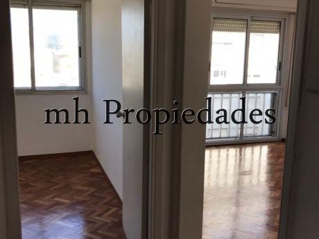Muy Buen Apartamento A Una Cuadra Del Shopping