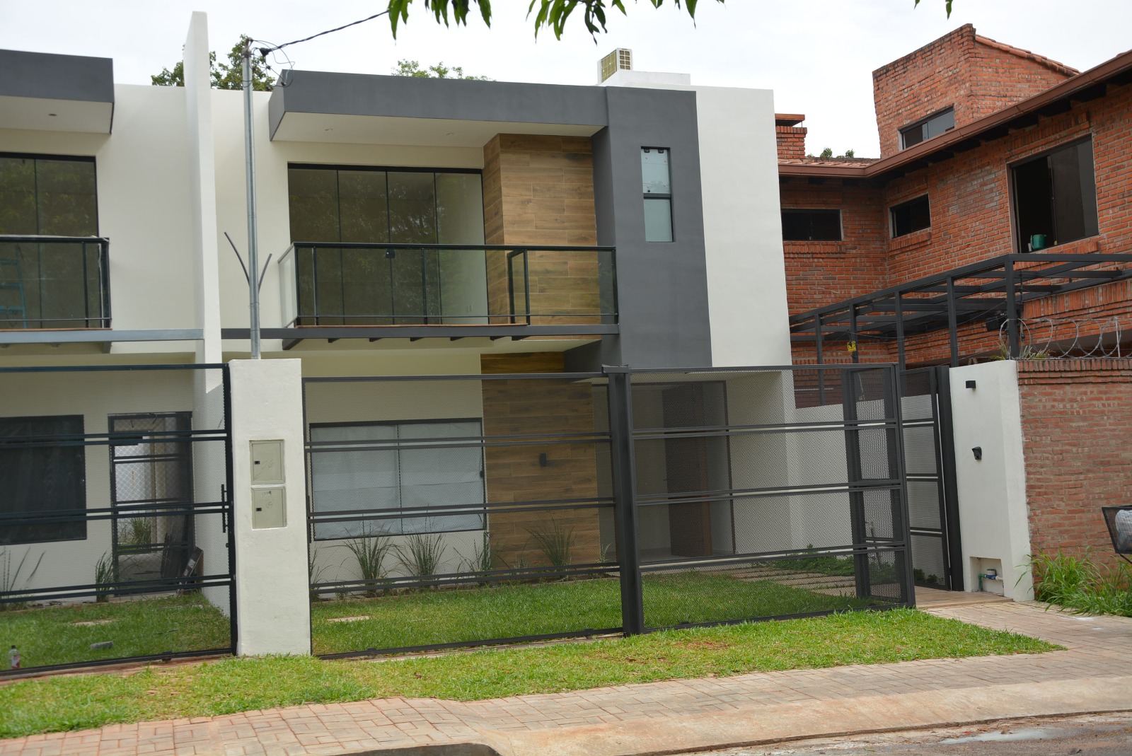 VENDO HERMOSO DUPLEX A ESTRENAR ASUNCION BARRIO VILLA AURELIA — foto 2