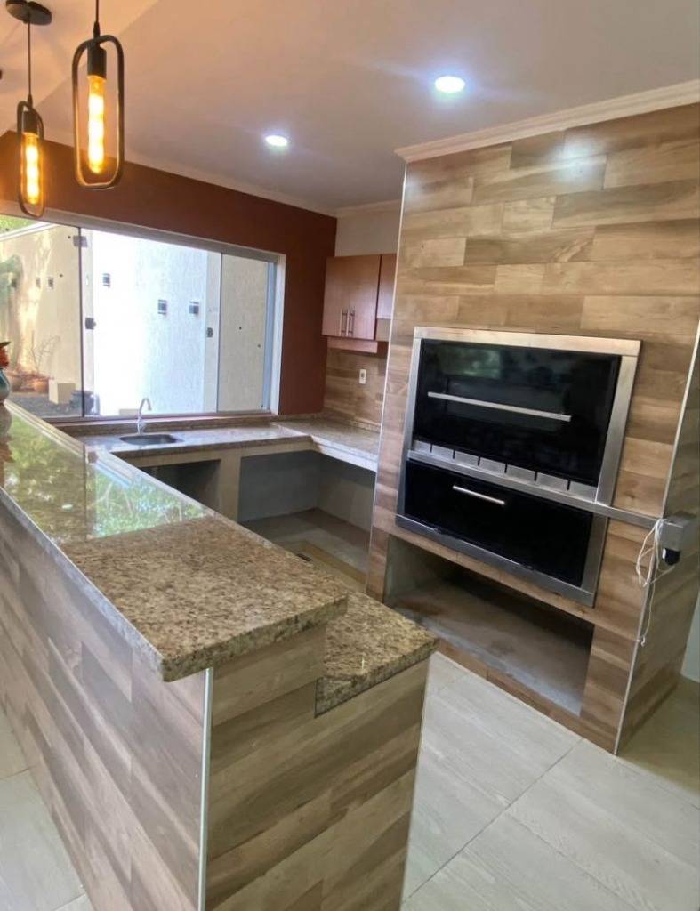 Alquilo Casa Moderna de 3 Niveles | Semi Amoblada — foto 3