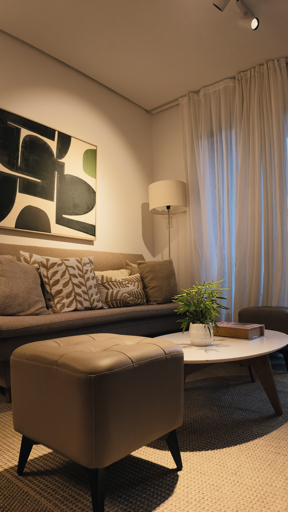 (oferta) 2 Habitaciones Y 1 Cochera Totalmente Amoblado Con Renta — foto 1