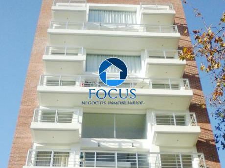 Estrene! 2 Dormitorios Con Terraza En Tres Cruces - Promo!
