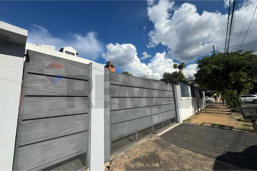 Casa en venta en Jara
