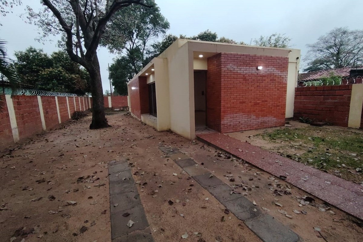 Casa-Alquiler-Rancho Ocho c/YBYBOBO, María Auxiliadora, Mariano Roque Alonso — foto 2