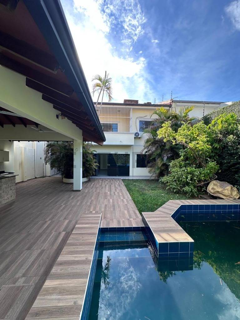 Alquiler de Casa en Los Laureles, Asunción — foto 2