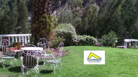 Casa En Venta En Seguencoma Bajo, Urb. Las Retamas, La Paz, Bolivia