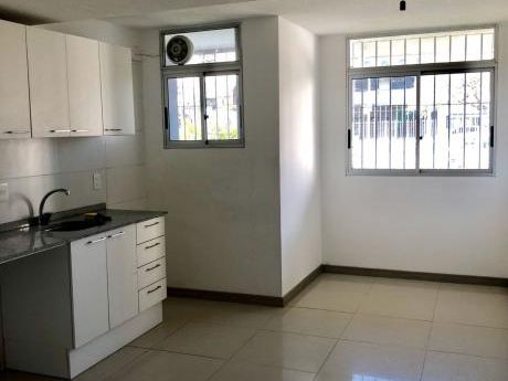 1 Dorm En Planta Baja, Impecable!!