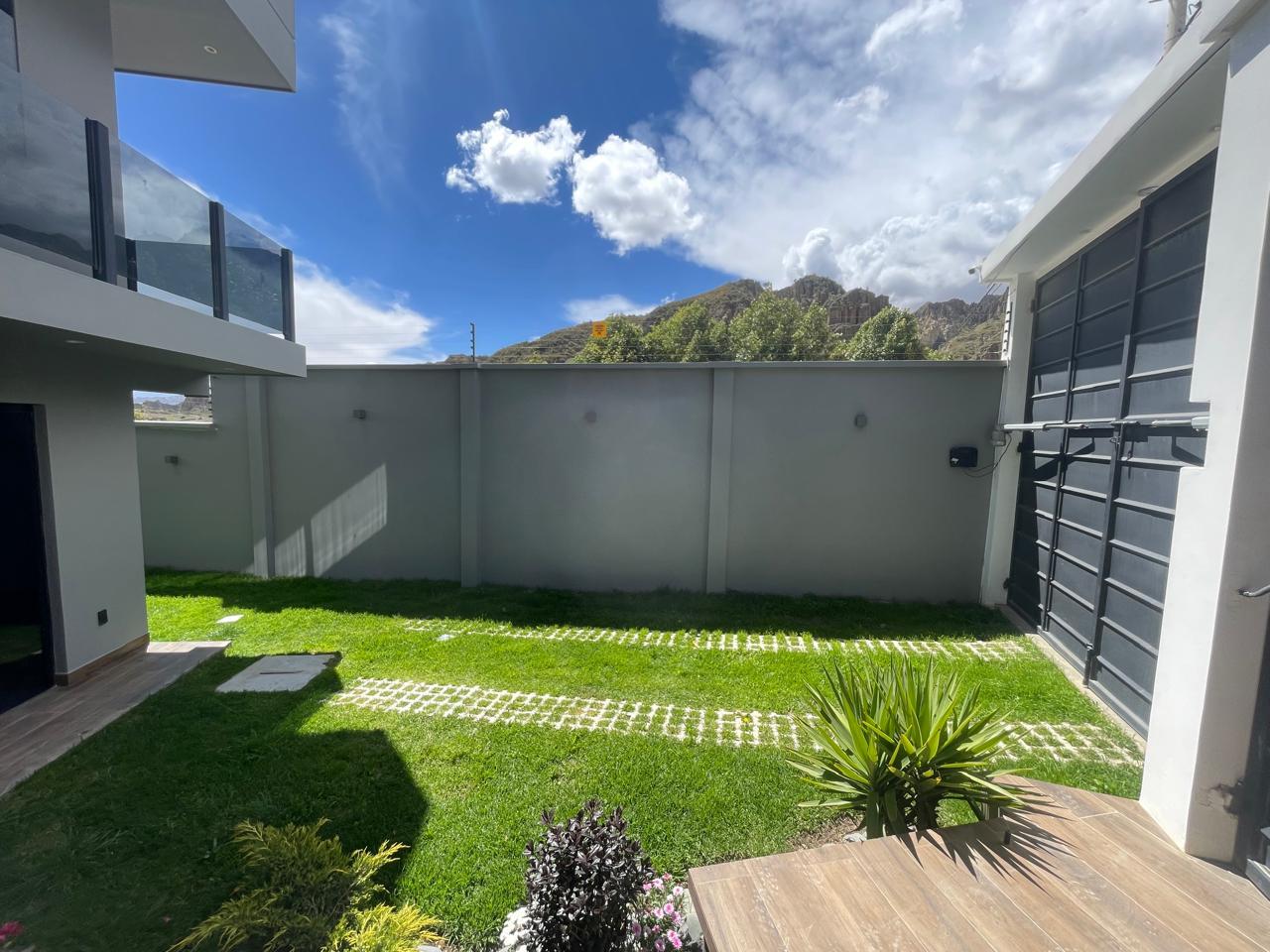 Achumani - Huallani, Calle 4