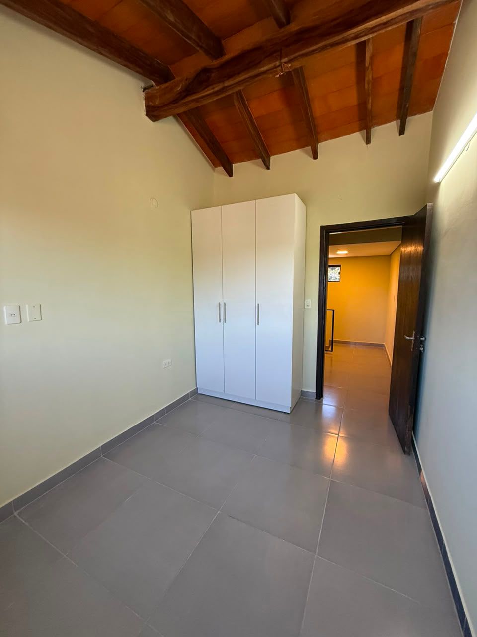 Dúplex en alquiler en Fernando de la Mora — foto 3