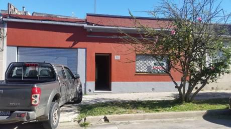 Casa En Buceo Para Vivienda O Empresa