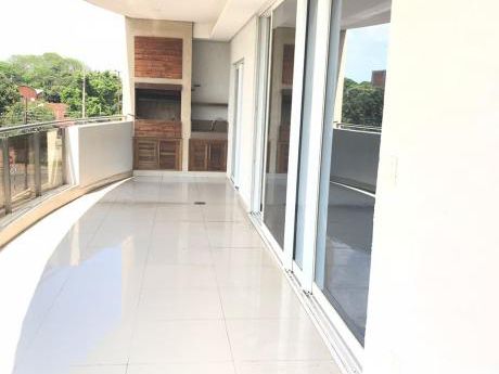 Alquilo Amplio Departamento De Tres Dormitorios En Villa Aurelia