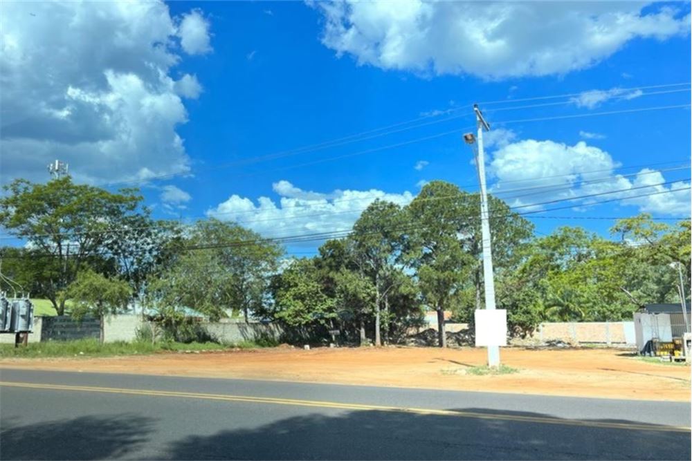 Vendo hermoso terreno sobre Guillermo Naumann — foto 2