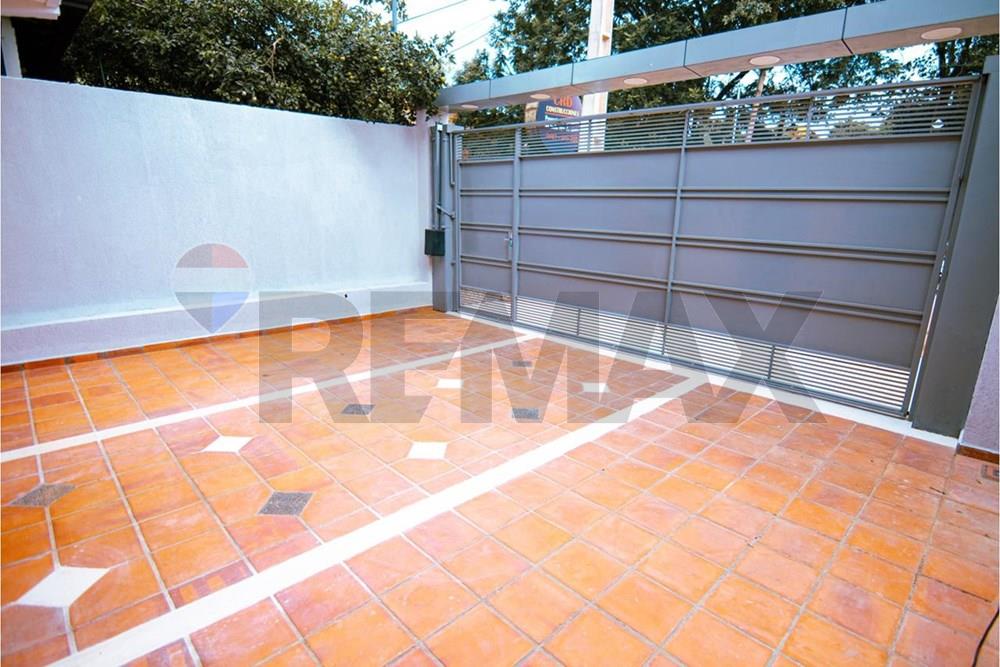 Duplex - Alquiler - Villa Elisa, Paraguay — foto 2