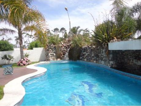 Hermosa Casa En Atlántida, Zona Pinares