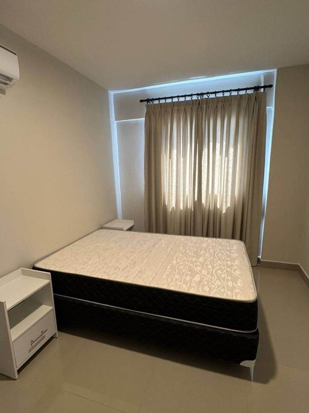 ALQUILO DEPARTAMENTO AMOBLADO DE 2 HABITACIONES ZONA CIT — foto 2