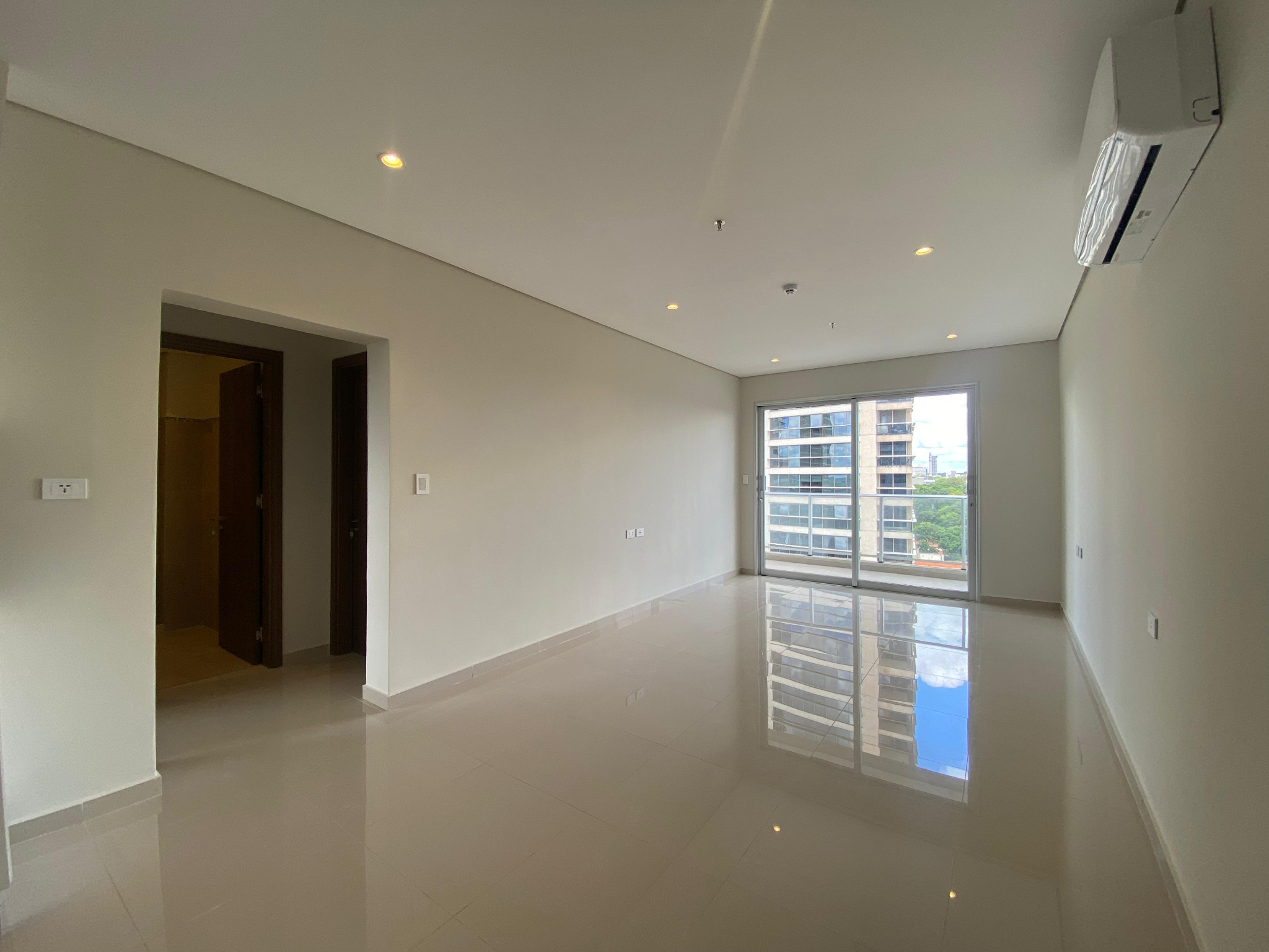 ALQUILER | Dpto de 2 Dorm. | The Avenue. — foto 2