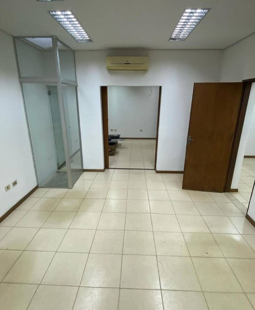 CASA EN ALQUILER - PARA OFICINAS DE VARIOS AMBIENTES - BARRIO TRINIDAD — foto 3