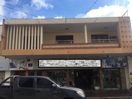 Venta Céntrica Tienda Con Depto De 4 Dorm
