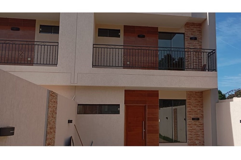 Alquilo dúplex en Fdo. de la Mora Zona Laguna Grande — foto 2