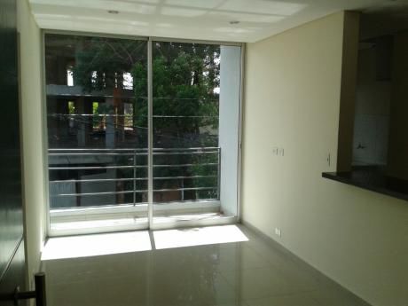 Alquilo Apartamento En Barrio Jara