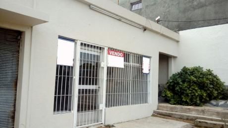 Casa+local Comercial