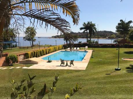 Departamento En Venta En San Bernardino, Con Vista Al Lago