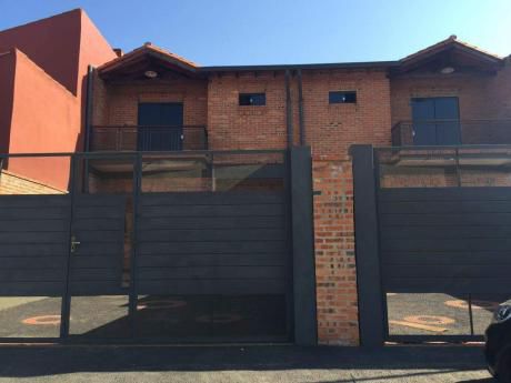 Capital Vende Duplex A Estrenar!