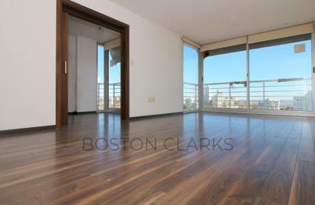Apartamento En Venta: Uno Por Piso, 3 Dormitorios, 2 Baños, 1 Gge
