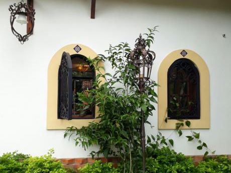 Vendo Hermosa Casa Barrio Mburicao