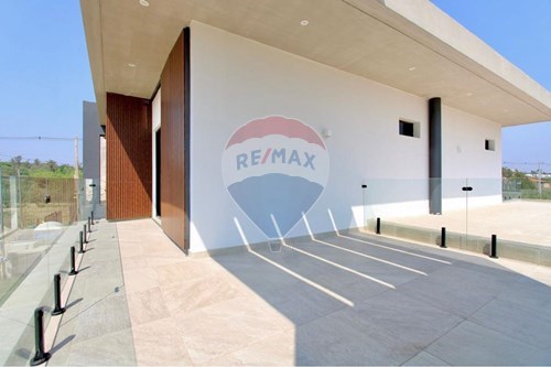Casa-Alquiler-PY Central Luque — foto 3
