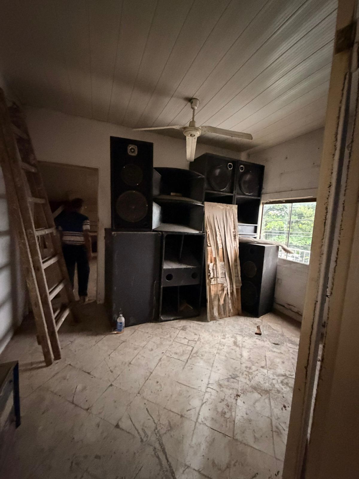 Alquilo propiedad comercial en Lambare — foto 2