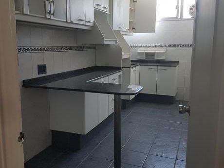 Atpo Por Escalera Tres Dorm