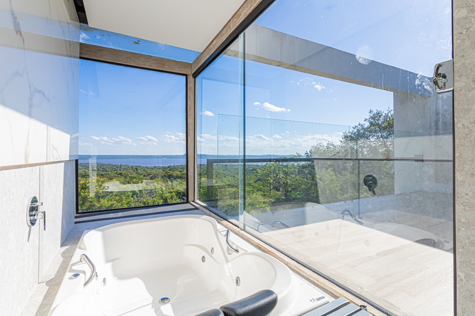 VENDO ESPECTACULAR RESIDENCIA EN SANBER — foto 3