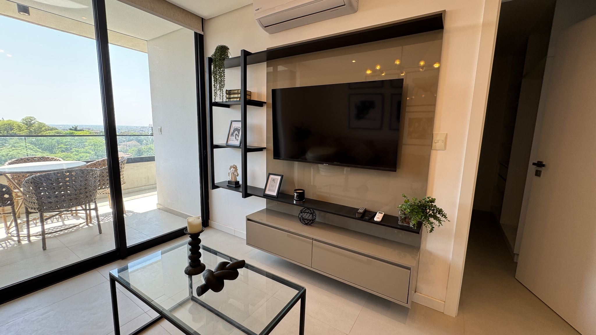 Departamentos en venta de 1  y 2 dormitorios en el Edificio Punto Molas — foto 3