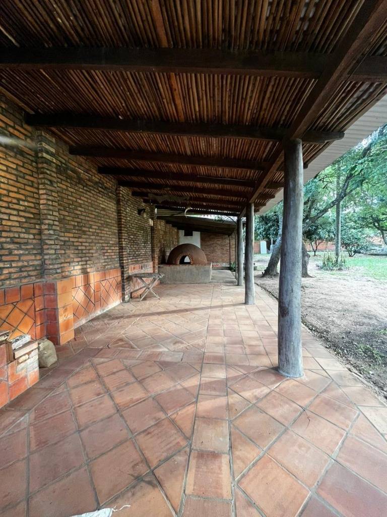 SE VENDEN 3 TERRENOS JUNTOS CON CONSTRUCCIÓN – ALTOS — foto 3