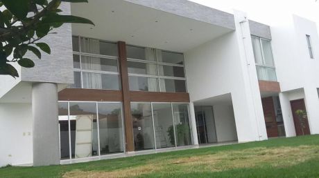 Casa En Alquiler Zona Norte