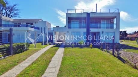 Dúplex En Rambla, Atlántida, X Sem. / Quincena, 3 Dorm 2 Baños, Parrillero.