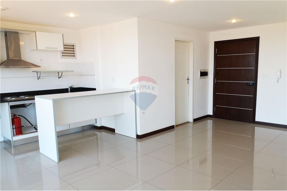 VENDO l Monoambiente en Edificio Robelini  - San Vicente — foto 3