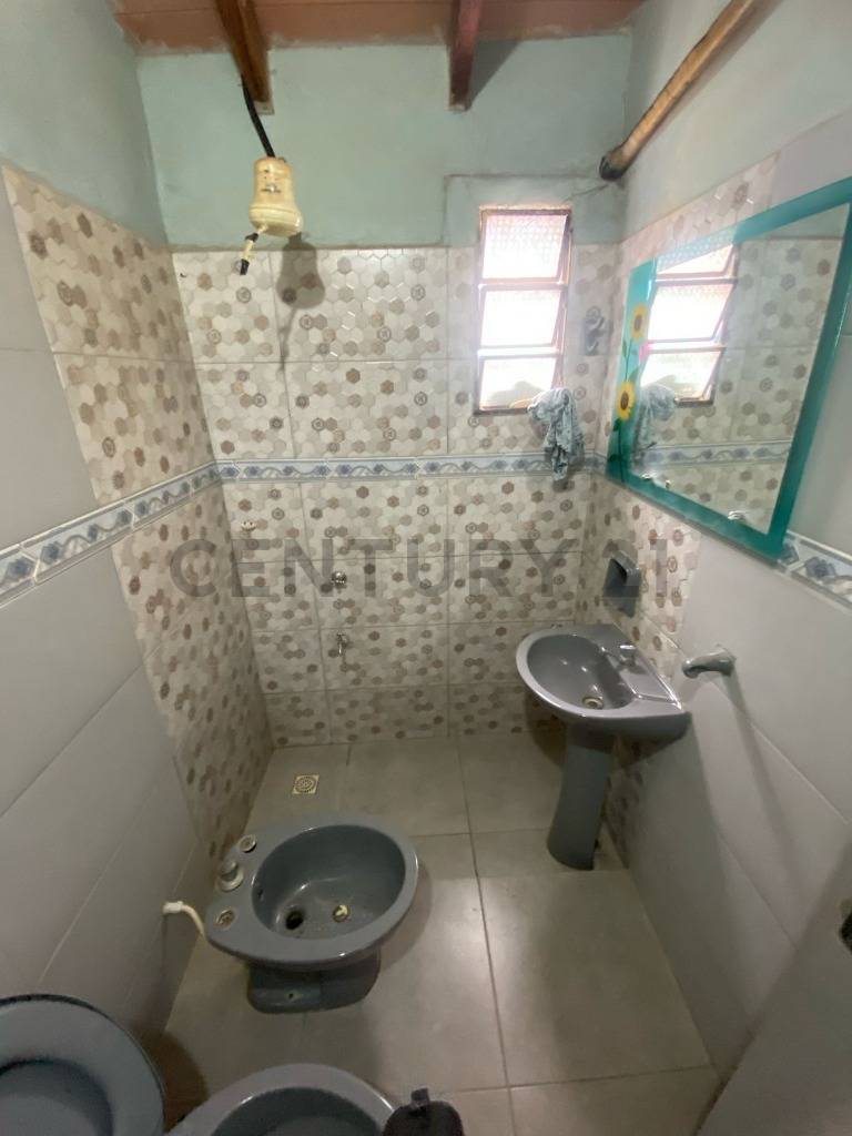 VENDO AMPLIA CASA EN BARRIO HIPODROMO — foto 3