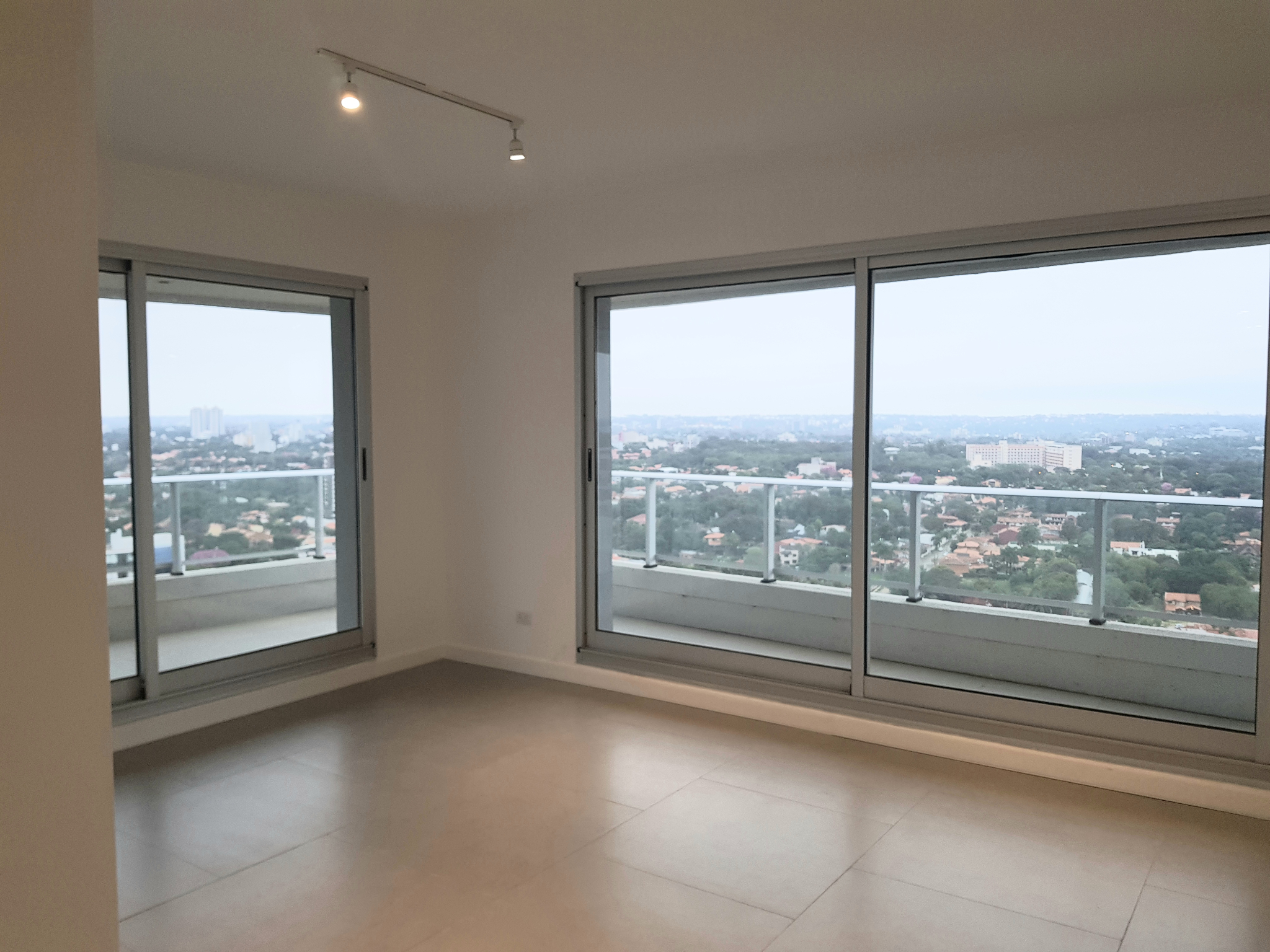Palacio De Los Patos - Exclusivo Departamento en Venta, 2 Dormitorios de Lujo - Piso 22 R2 T1 — foto 3