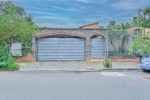 Casa en venta en Villa Morra