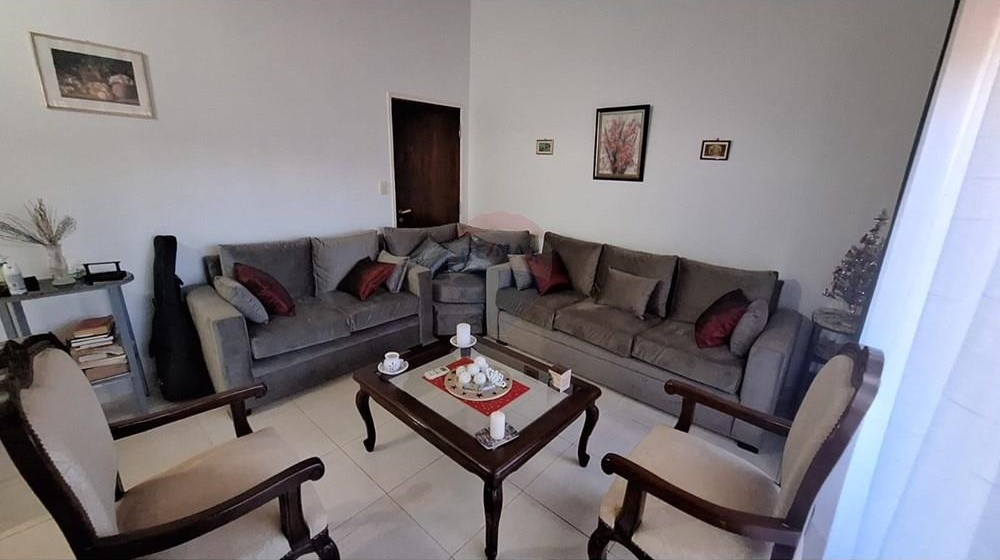 AMPLIA RESIDENCIA AMOBLADA EN VENTA - ENCARNACIÓN — foto 2