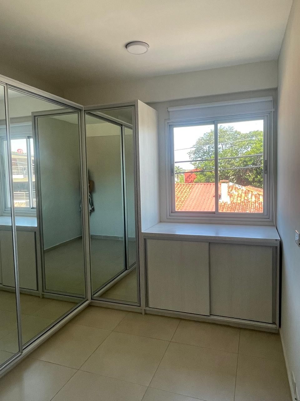 VENDO DEPTO DE 2 DORMITORIOS - CON RENTA ACTIVA EN HERRERA — foto 2