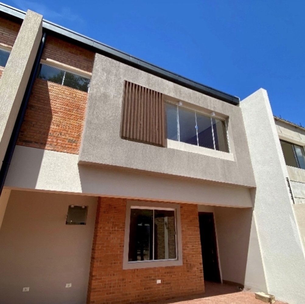 Alquiler Duplex De 3 Dorm A Estrenar En Luque - Zona Conmebol — Foto 2