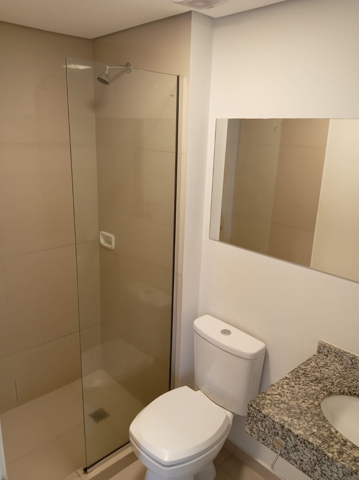 A Pasos Del Eje Corporativo Departamento 2 Dormitorios Con Cochera — foto 3