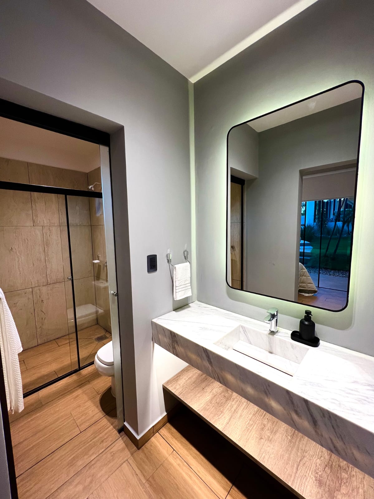Vendo Hermosa Residencia Minimalista Moderna en San Bernardino-CLHO5007968 — foto 3