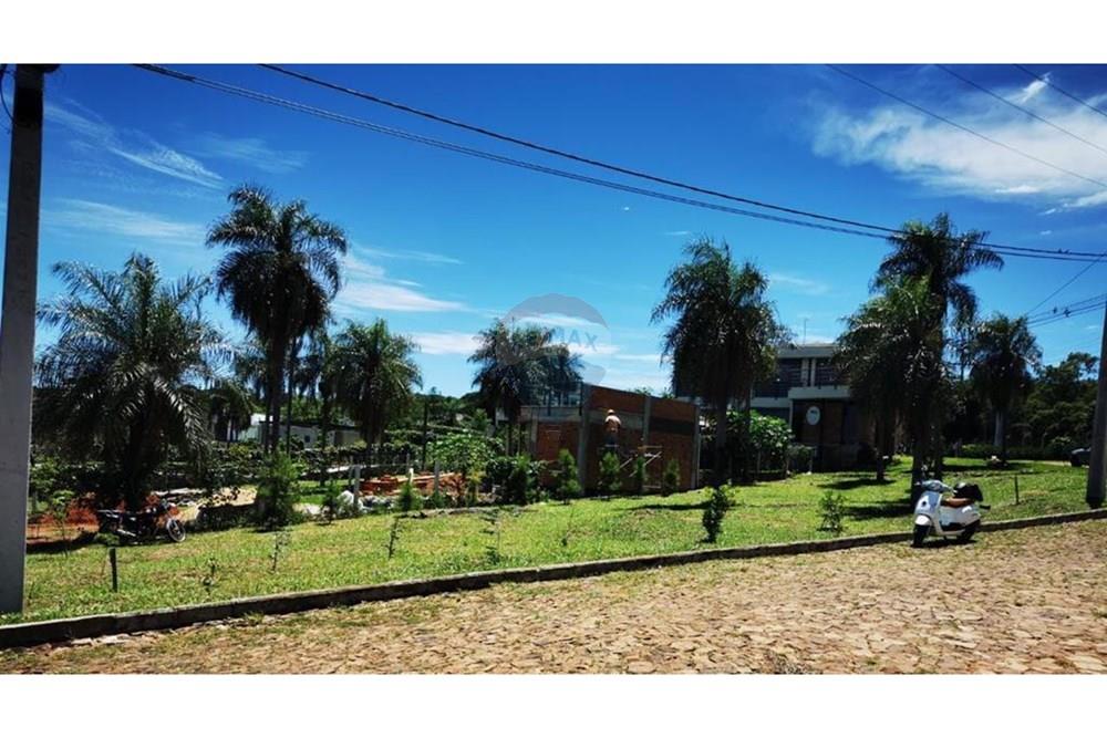 Terreno - Venta - San Bernardino, Paraguay — foto 2