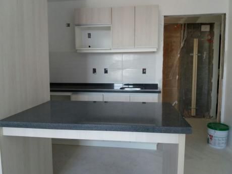 Convencion Y Canelones. Arq Aisenson. Estrena 9/2017